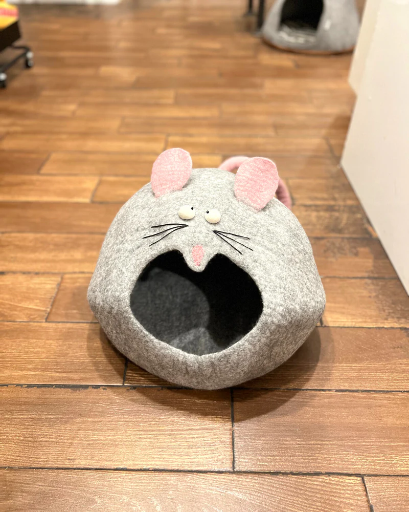 Mouse Cat Cocoon Bed (FINAL SALE) - Image 2