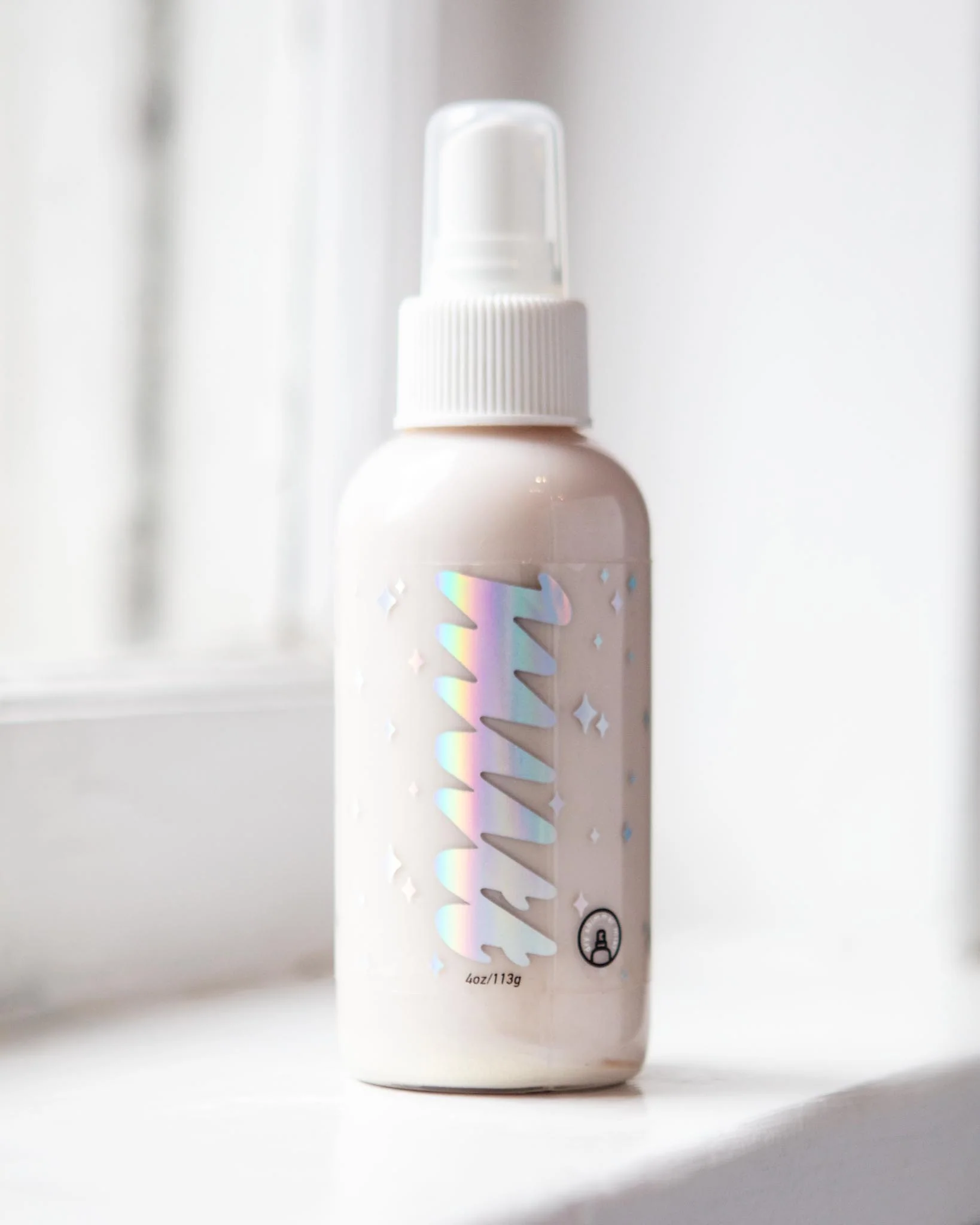 No Rinse Dry Shampoo Mists for Pets in Fresh Strawberry with Eco-Friendly Glitter (Made in the USA) (FINAL SALE)