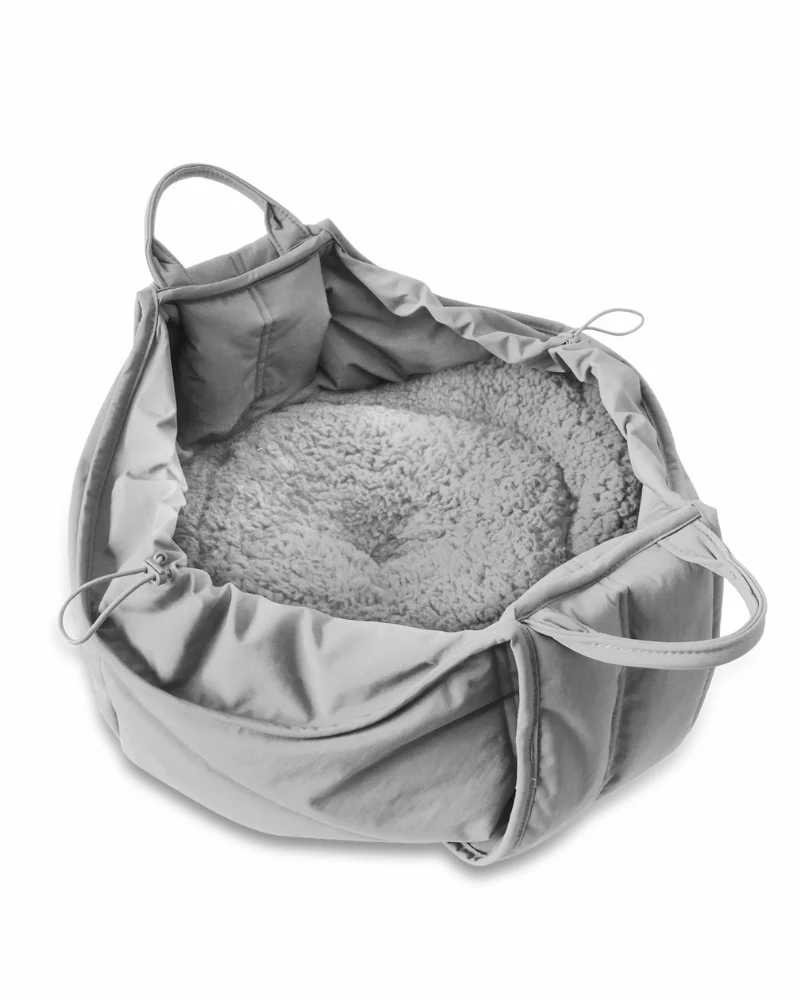 Olla Petite Pet Crossbody Bag - Image 13