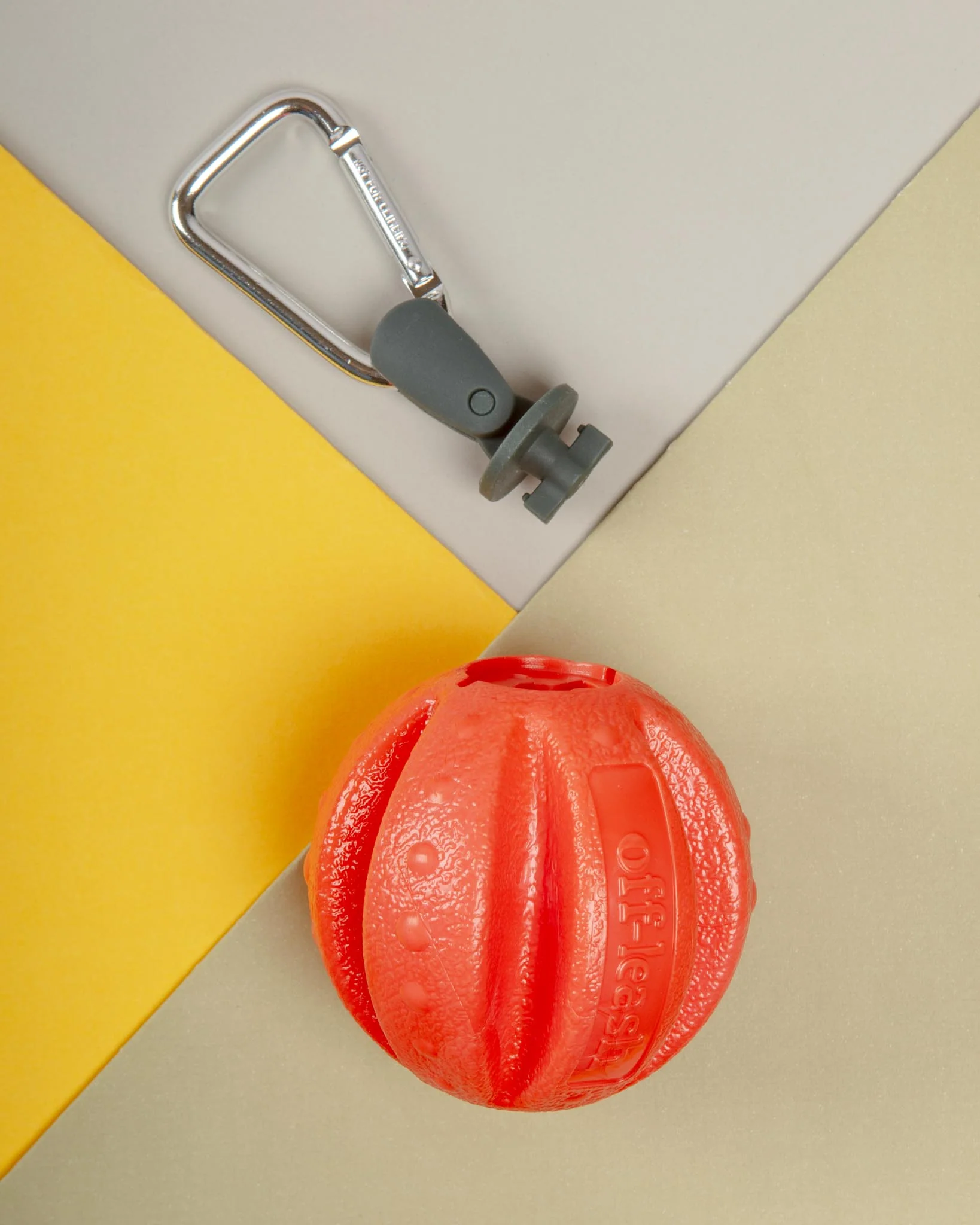 Off-Leash Reaction Ball in Orange - Image 2