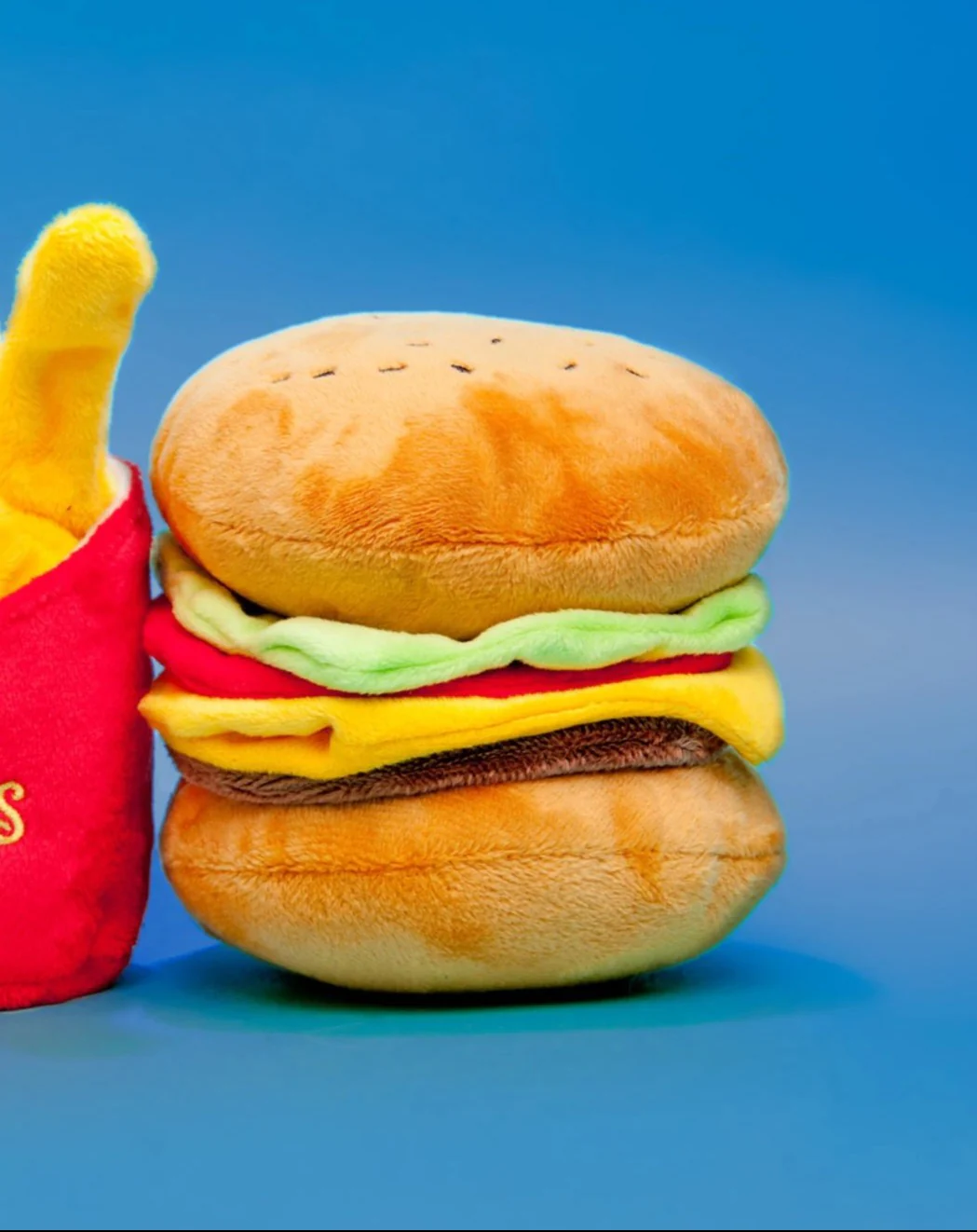 American Classic Hamburger Plush Dog Toy - Image 9