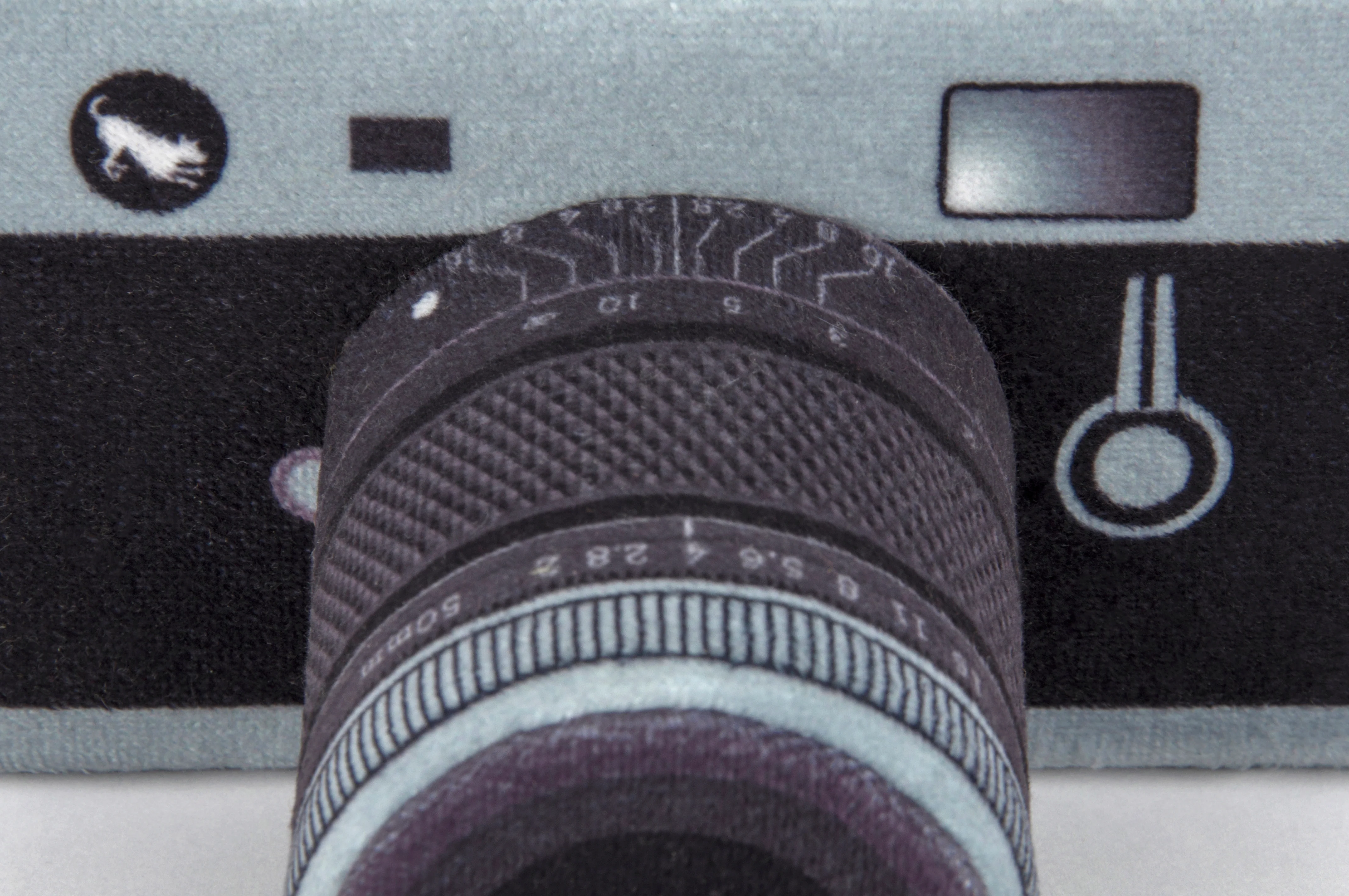 Lens Licker Camera Squeaker Dog Toy - Image 7