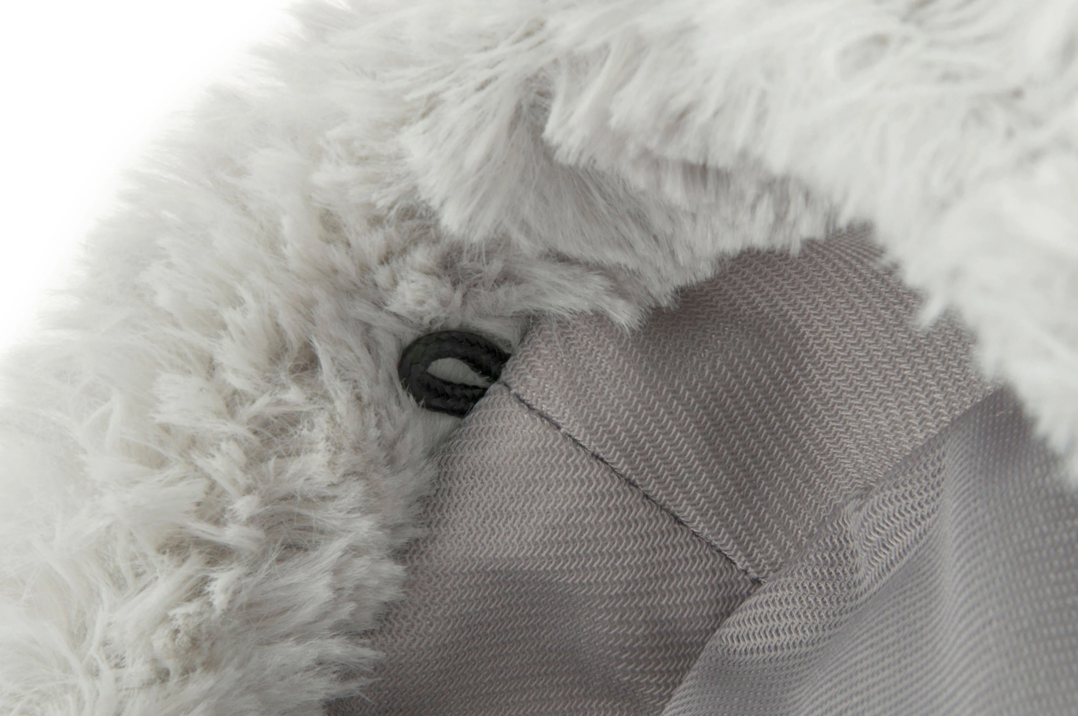 P.L.A.Y. | Mutt Hatter Viking Hat Toy - Image 4