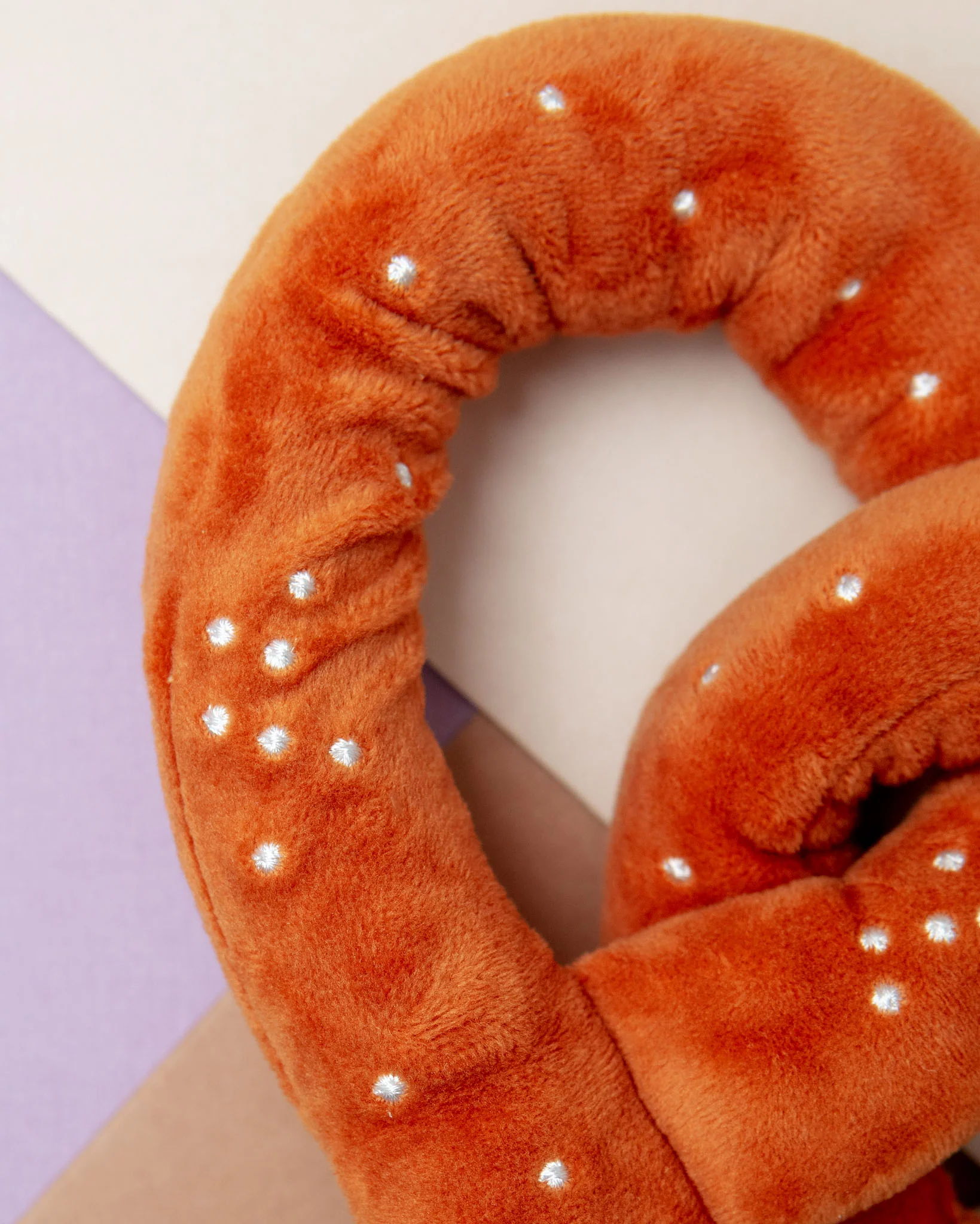 NY Pretzel Plush Dog Toy - Image 3