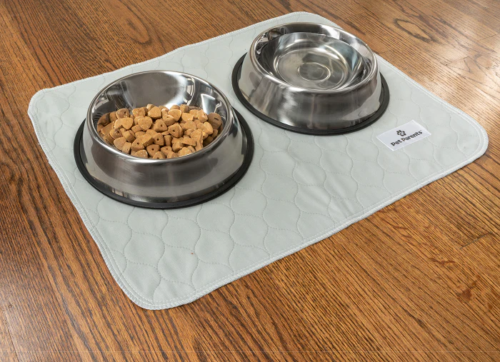 PET PARENTS | Washable Pee Pads (2-pack) - Image 6