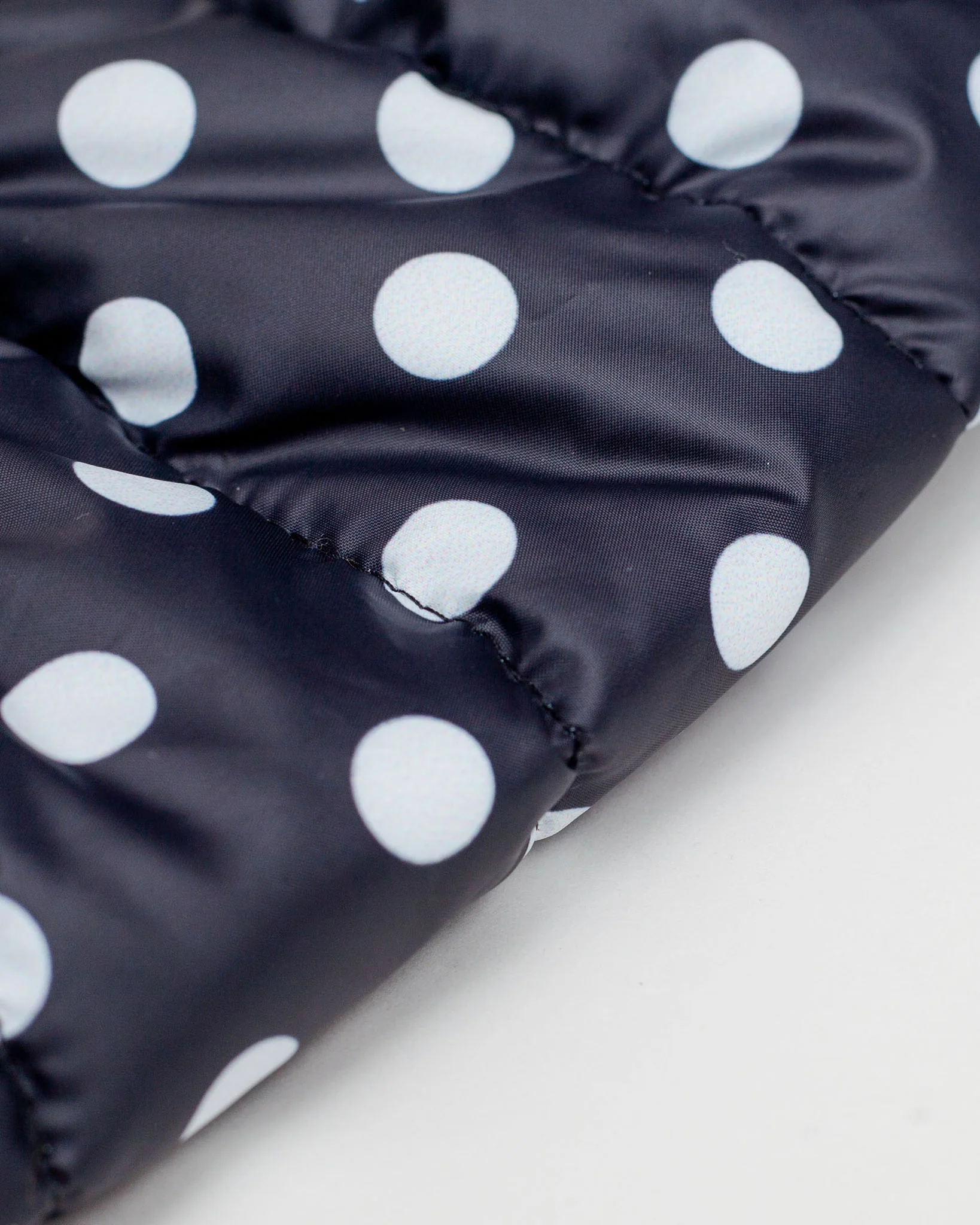Reversible AiryVest in Black + Black Dot (DOG & CO. Exclusive) (FINAL SALE) - Image 6