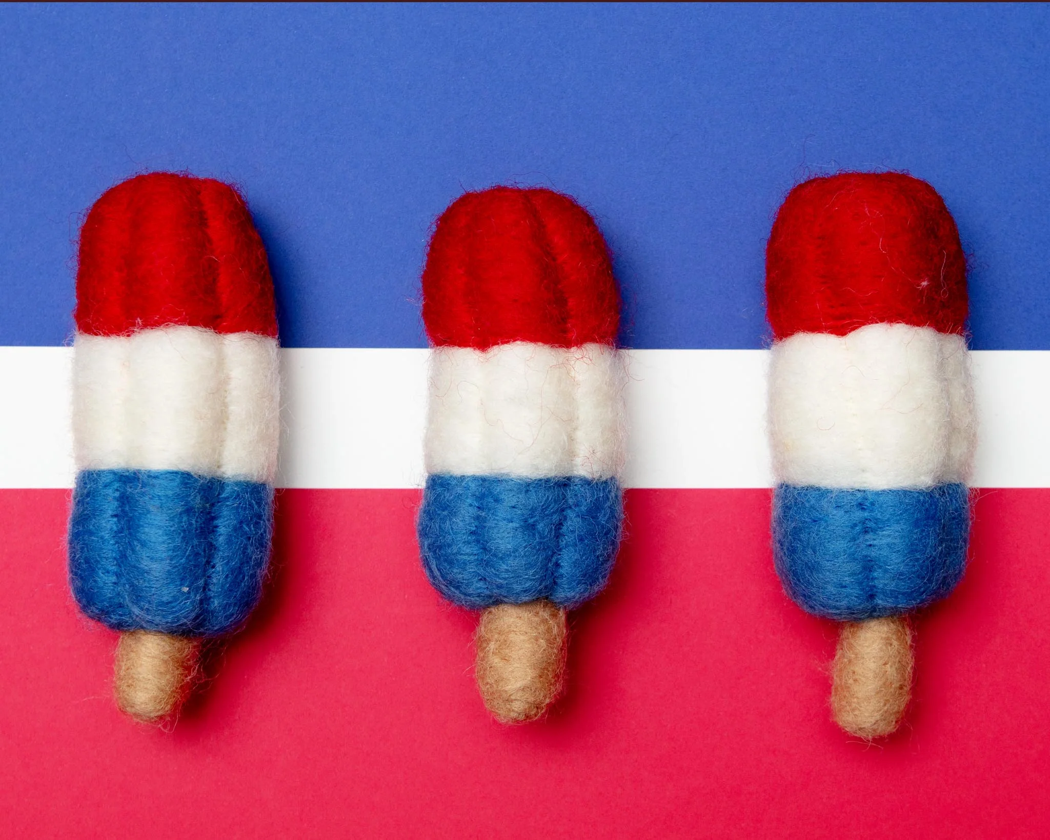 Rocket Pop 4th of July Summer Wool Cat Toy - Image 2