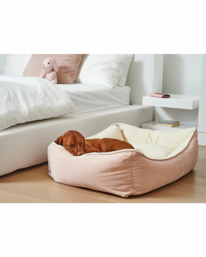 Scoop Bed in Blush & Ivory Sheepskin (Direct-Ship) - Image 3