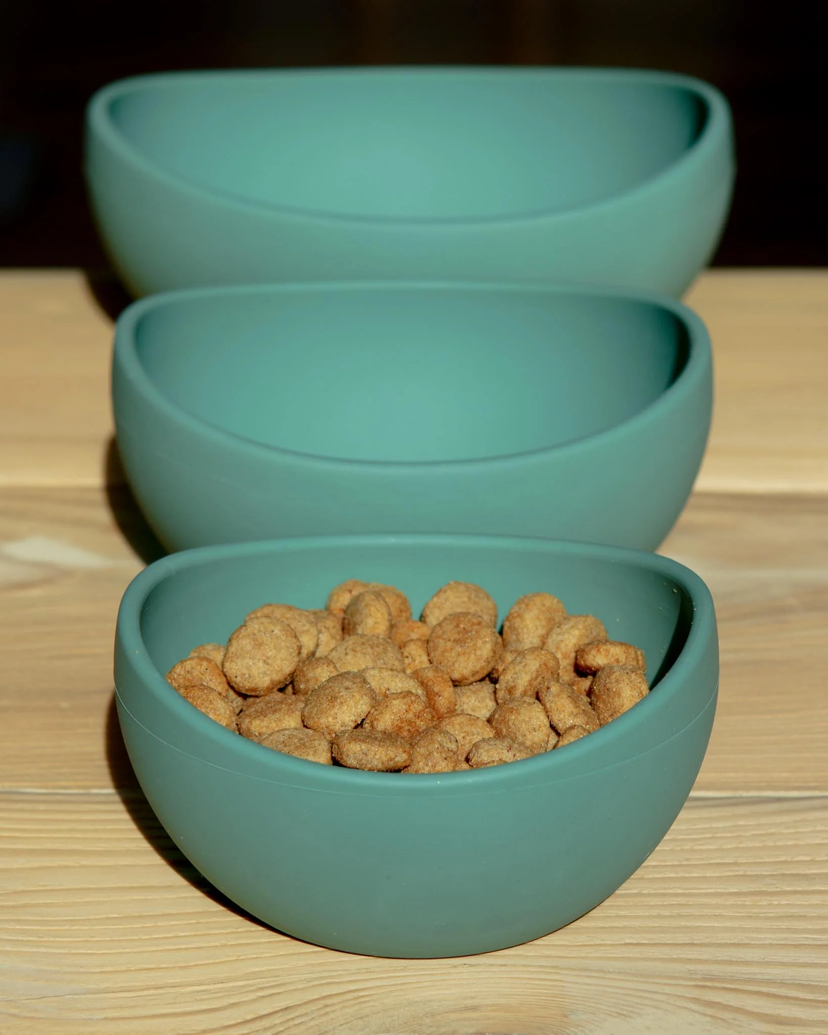 Silicone Dog Bowl - Image 4