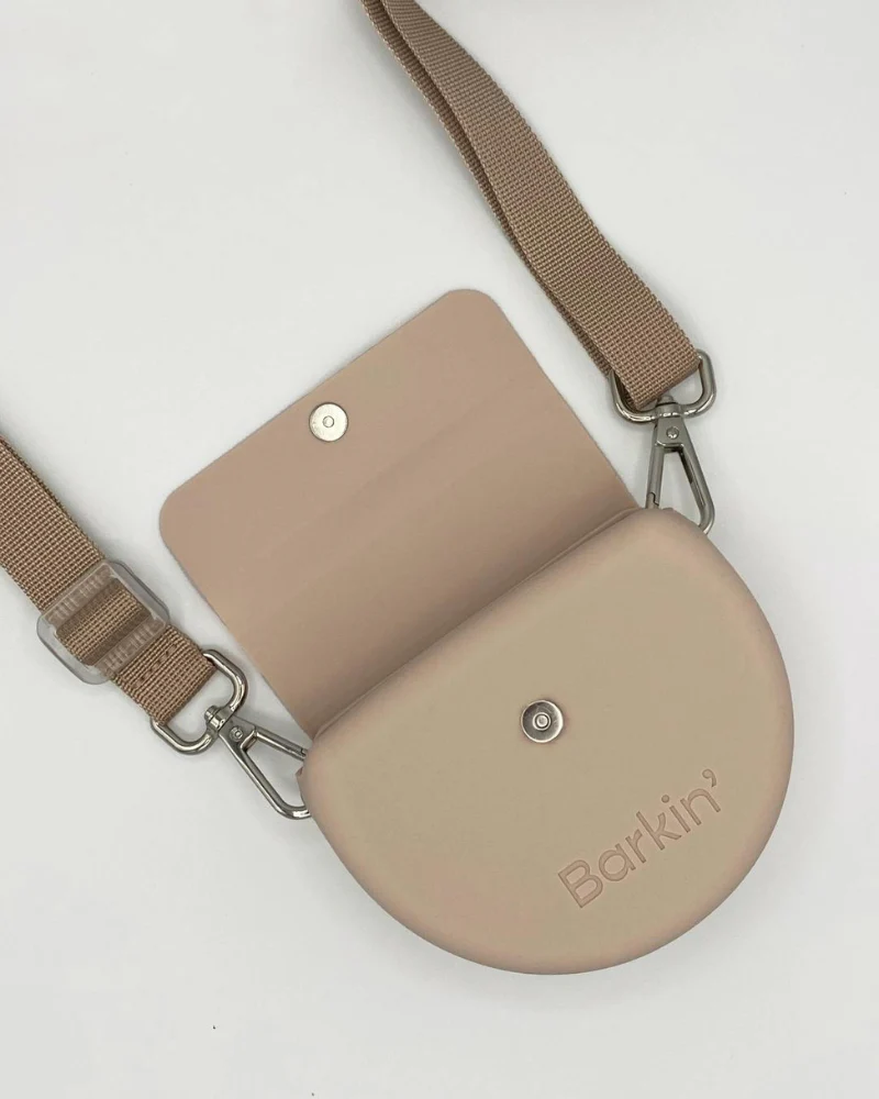 The Barkin' Silicone Treat Pouch - Image 8