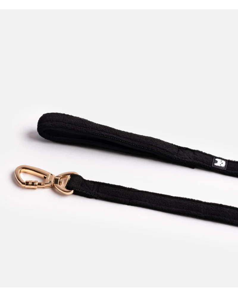 Aquafleece Water Repellant Dog Leash in Black (FINAL SALE) - Image 7