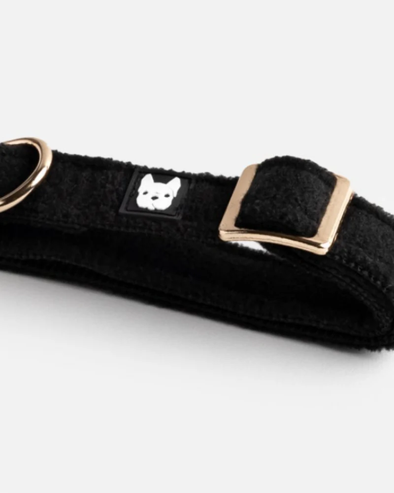 Aquafleece Water Repellant Dog Collar in Black (FINAL SALE) - Image 7