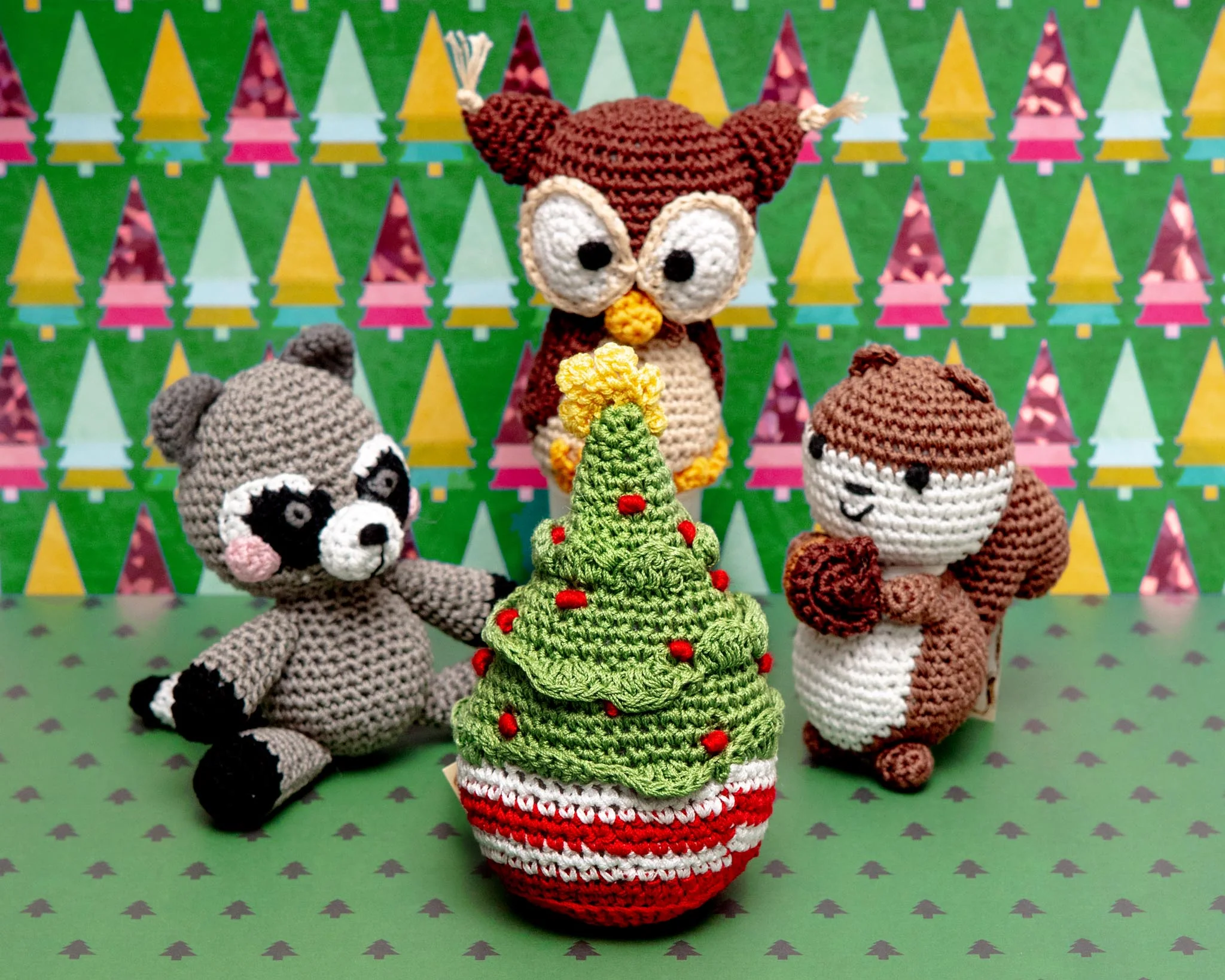 Slappy The Happy Squirrel Organic Knit Dog Toy - Image 3