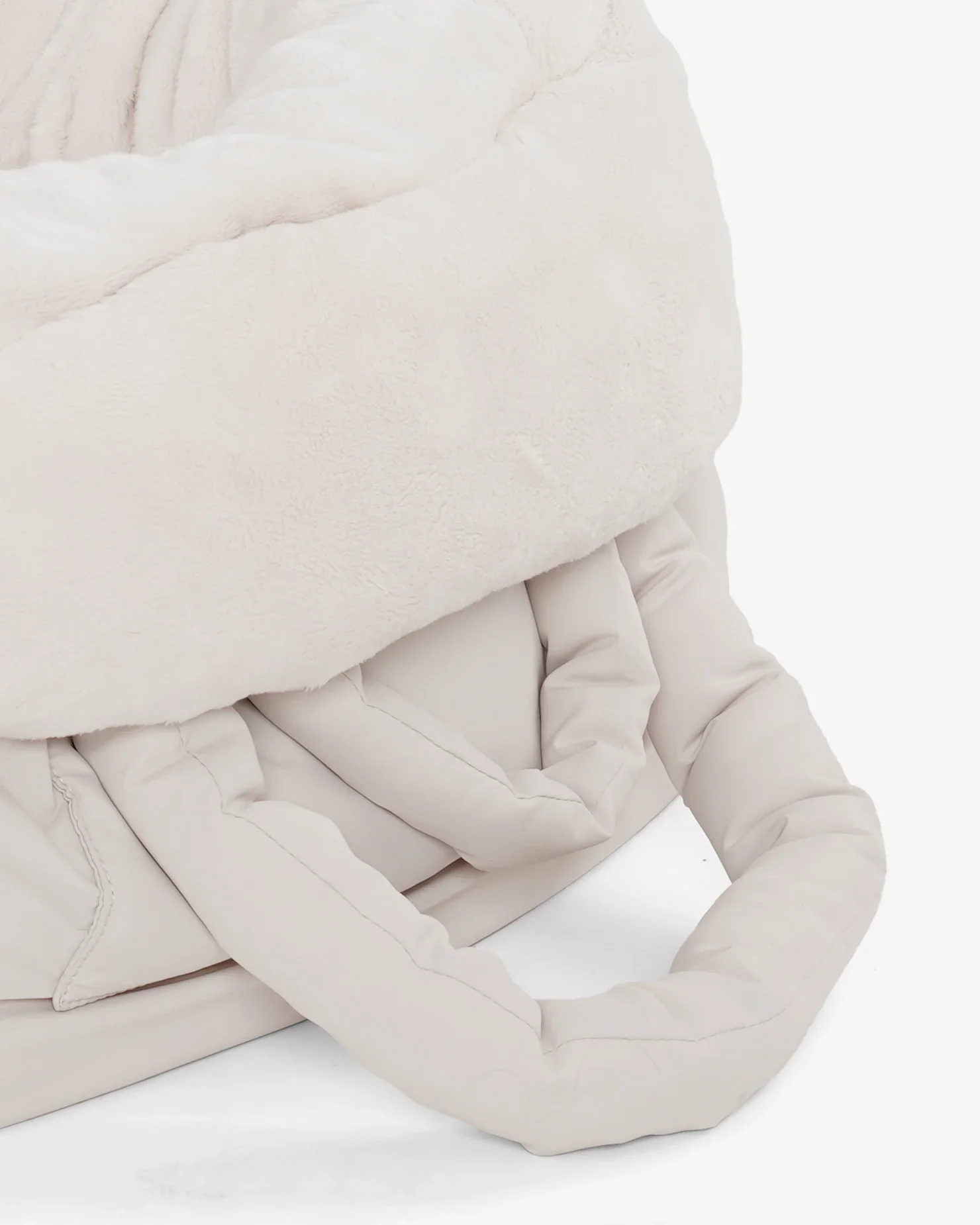 Sleeping Cushion Dog Bag - Image 4
