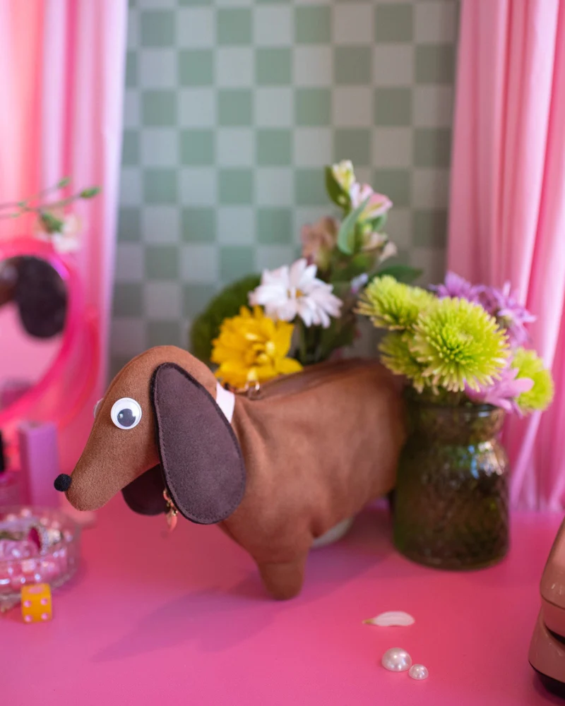 Smell-Proof Dachshund Pouch - Image 3