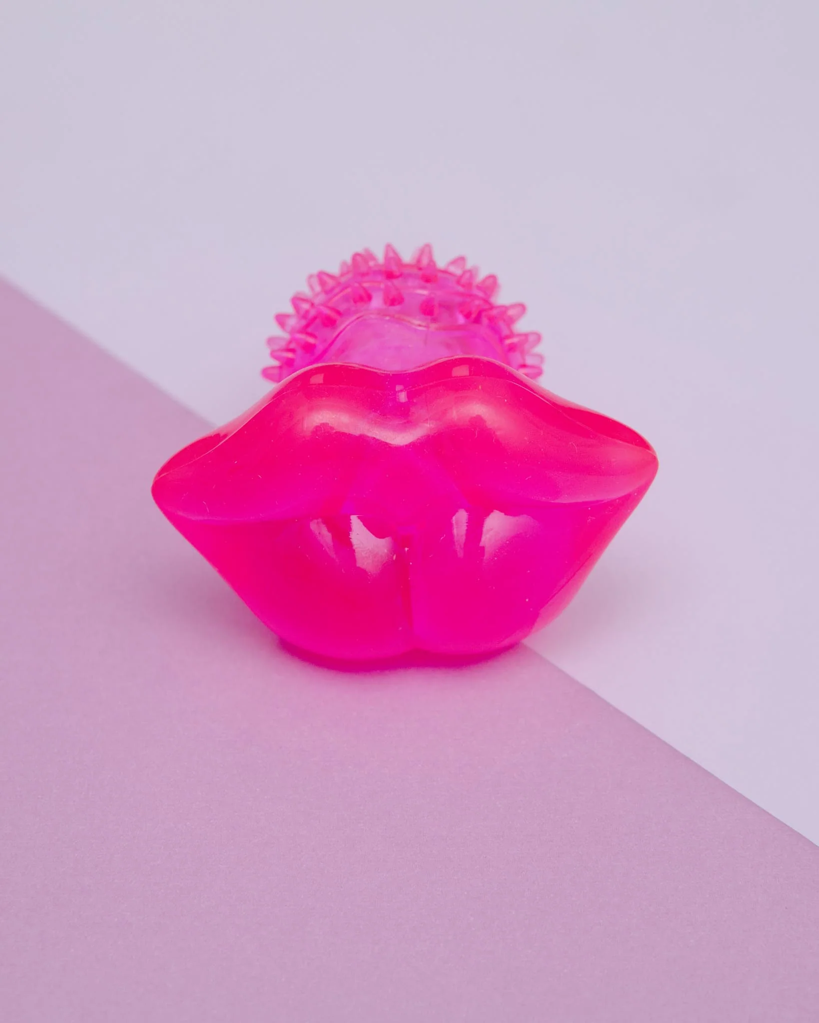 Lips Paci-Chew Squeaky Dog Toy - Image 2
