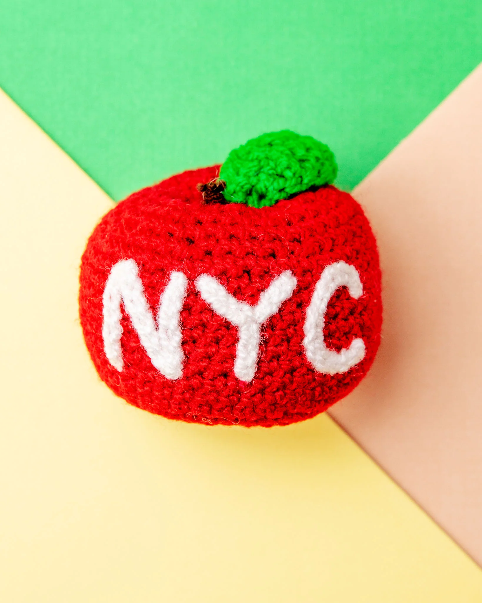Take a Bite of the Little Apple NYC Dog Squeaky Toy (Dog & Co. Exclusive) - Image 2