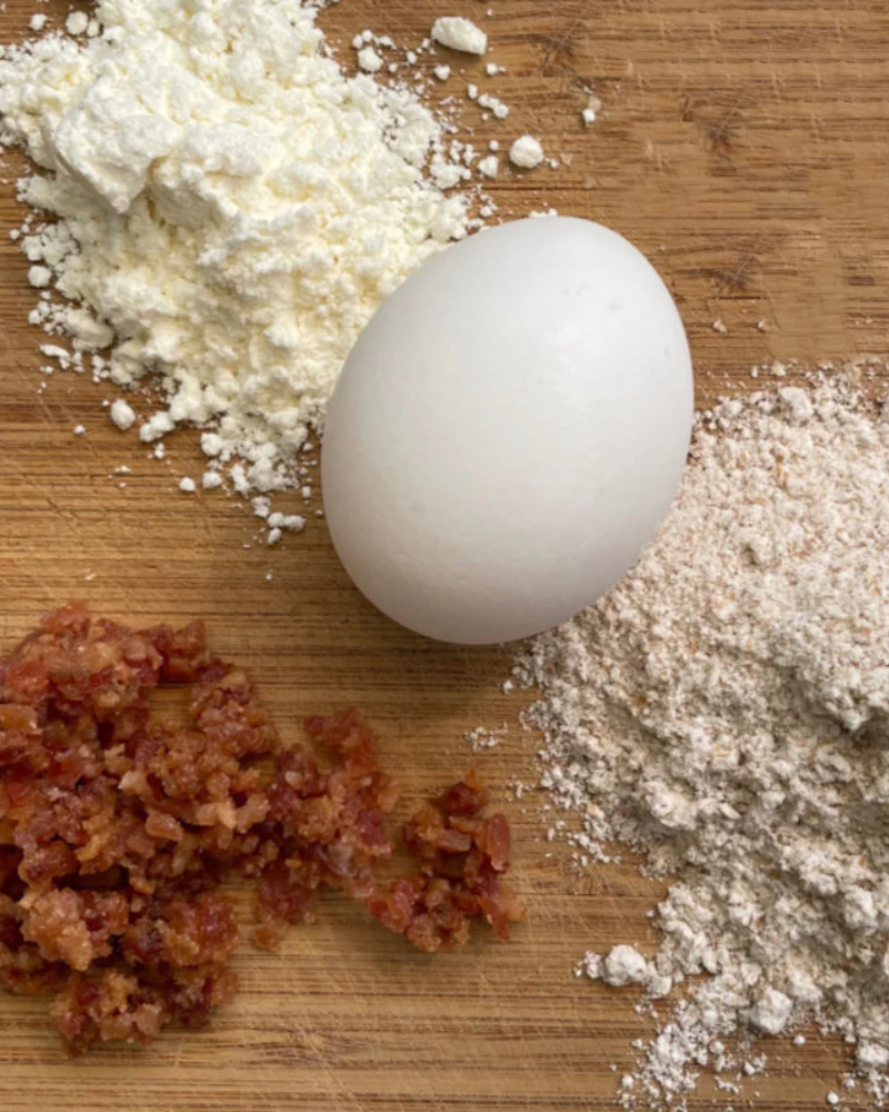 The Cole Special Bacon & Parmesan Crunchy Dog Treats - Image 3