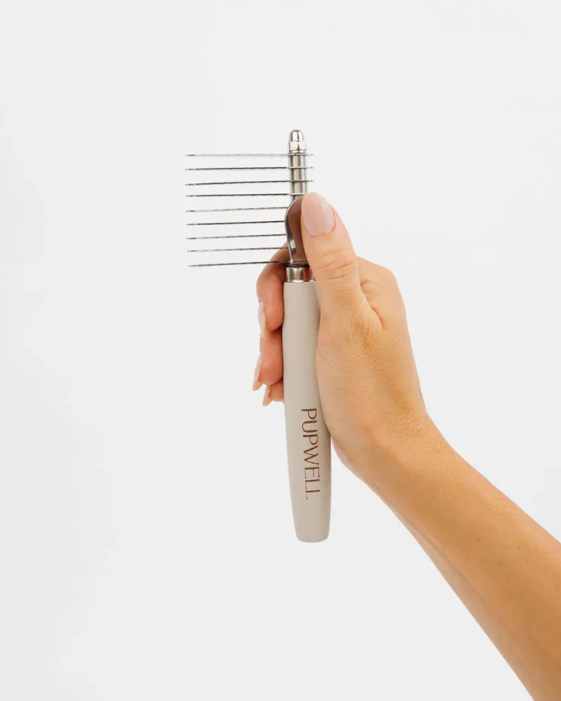 The Dematting Comb for Dogs