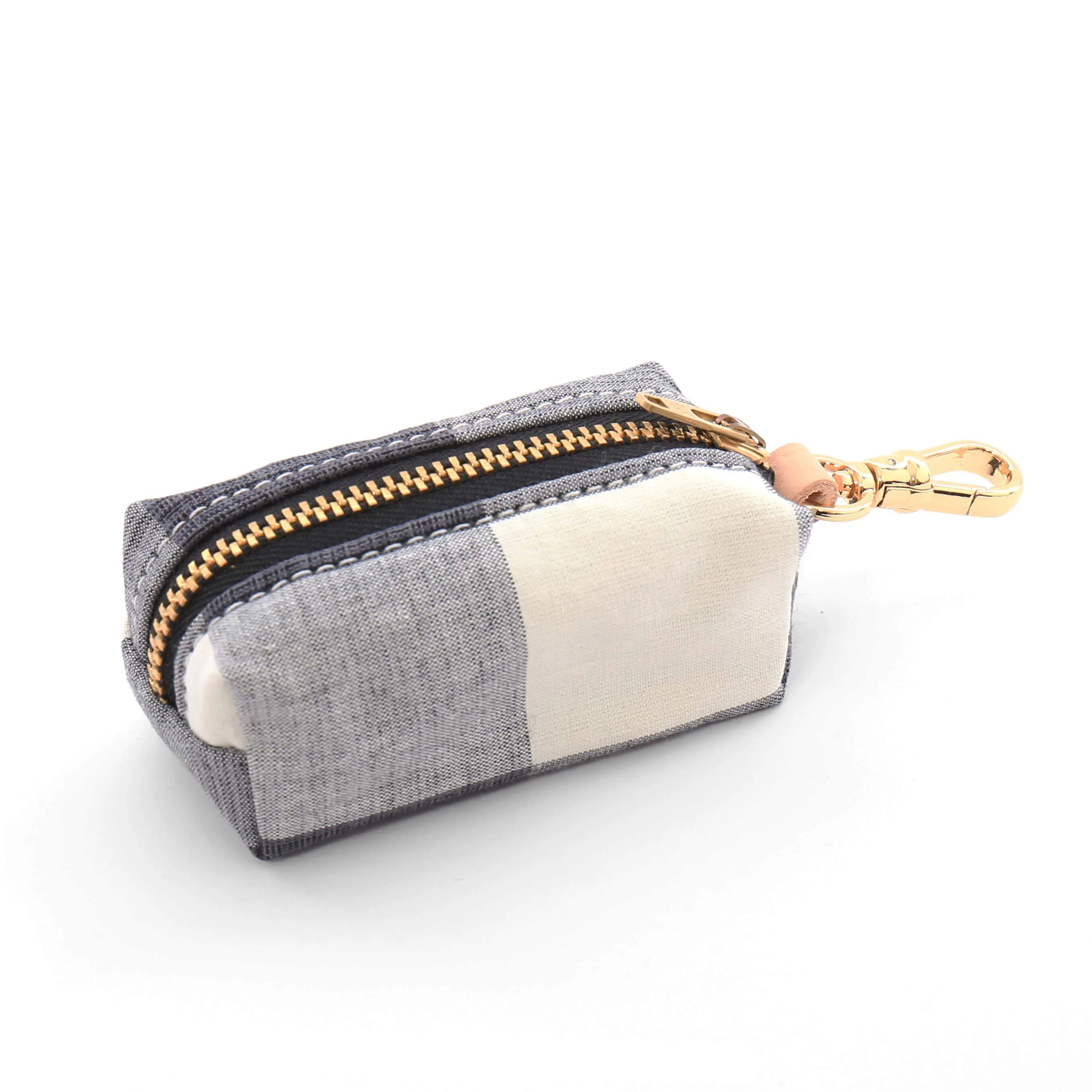 THE FOGGY DOG | Licorice Check Leash Bag - Image 2