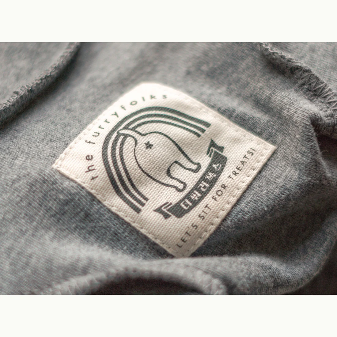 High V-Neck Pullover in Light Grey<br>((FINAL SALE)) - Image 8