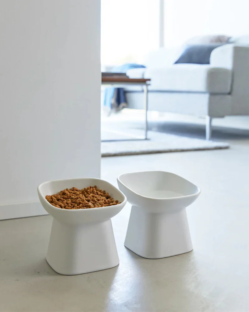 Tilted Pet Food Bowl - Image 2