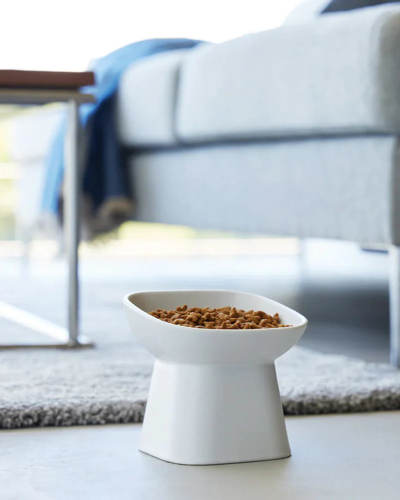 Tilted Pet Food Bowl - Image 3