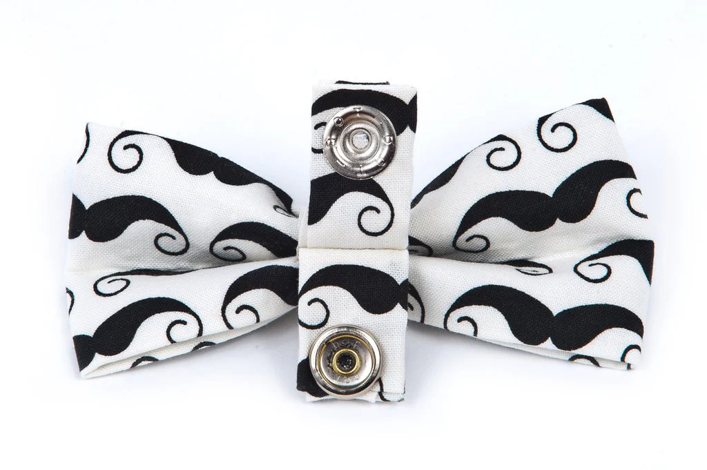 TRISH HAMPTON | Grey with White Dots Bow Tie - Image 2