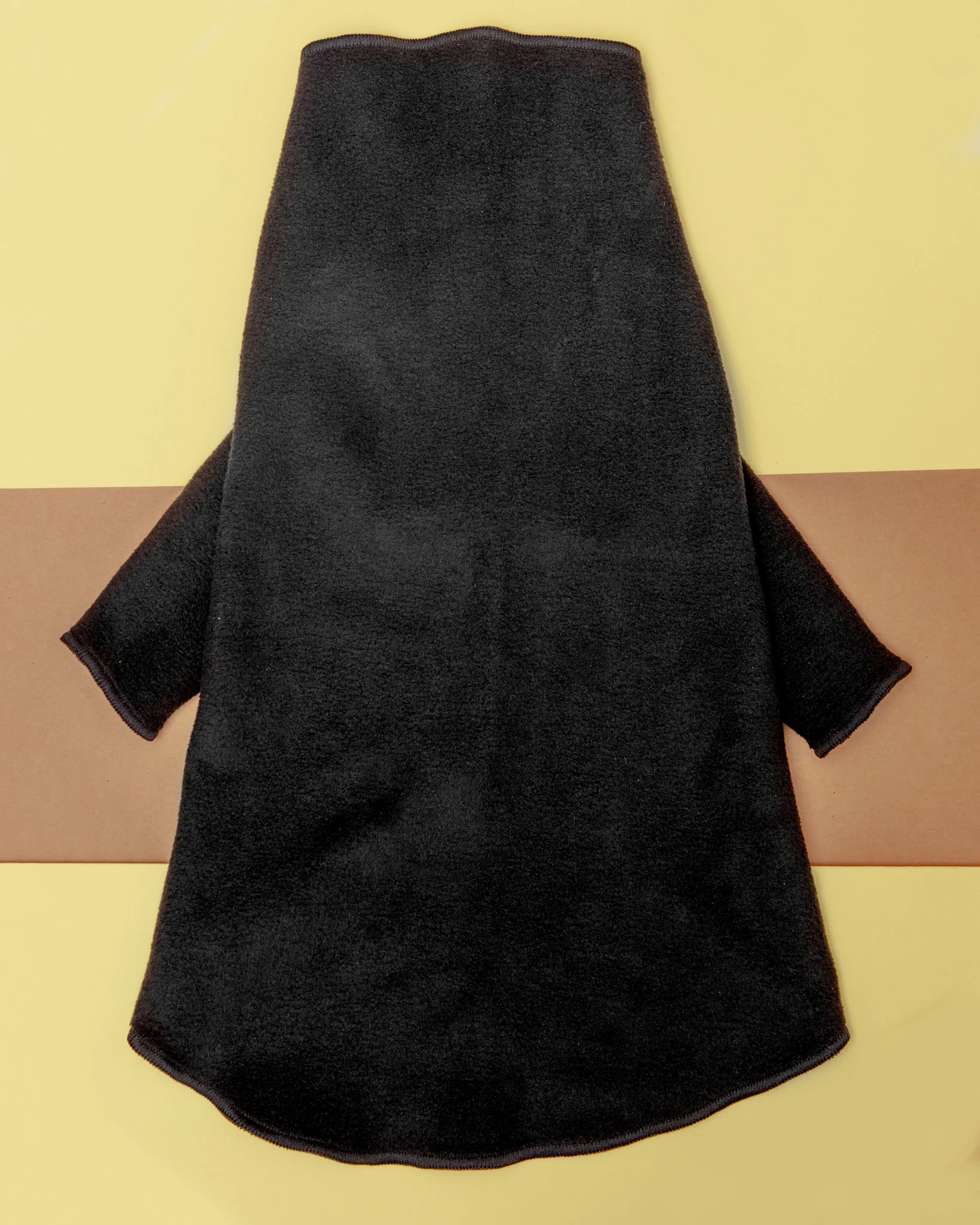 Long-Sleeve Pullover Stretch Dog Fleece in Black (Made in the USA, Dog & Co. Exclusive!) - Image 4
