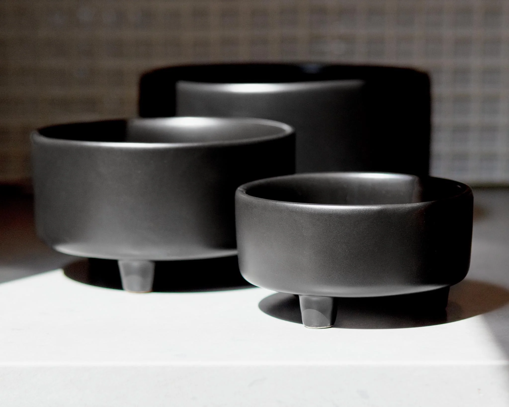 Uplift Ceramic Dog Bowl in Black (FINAL SALE) - Image 3