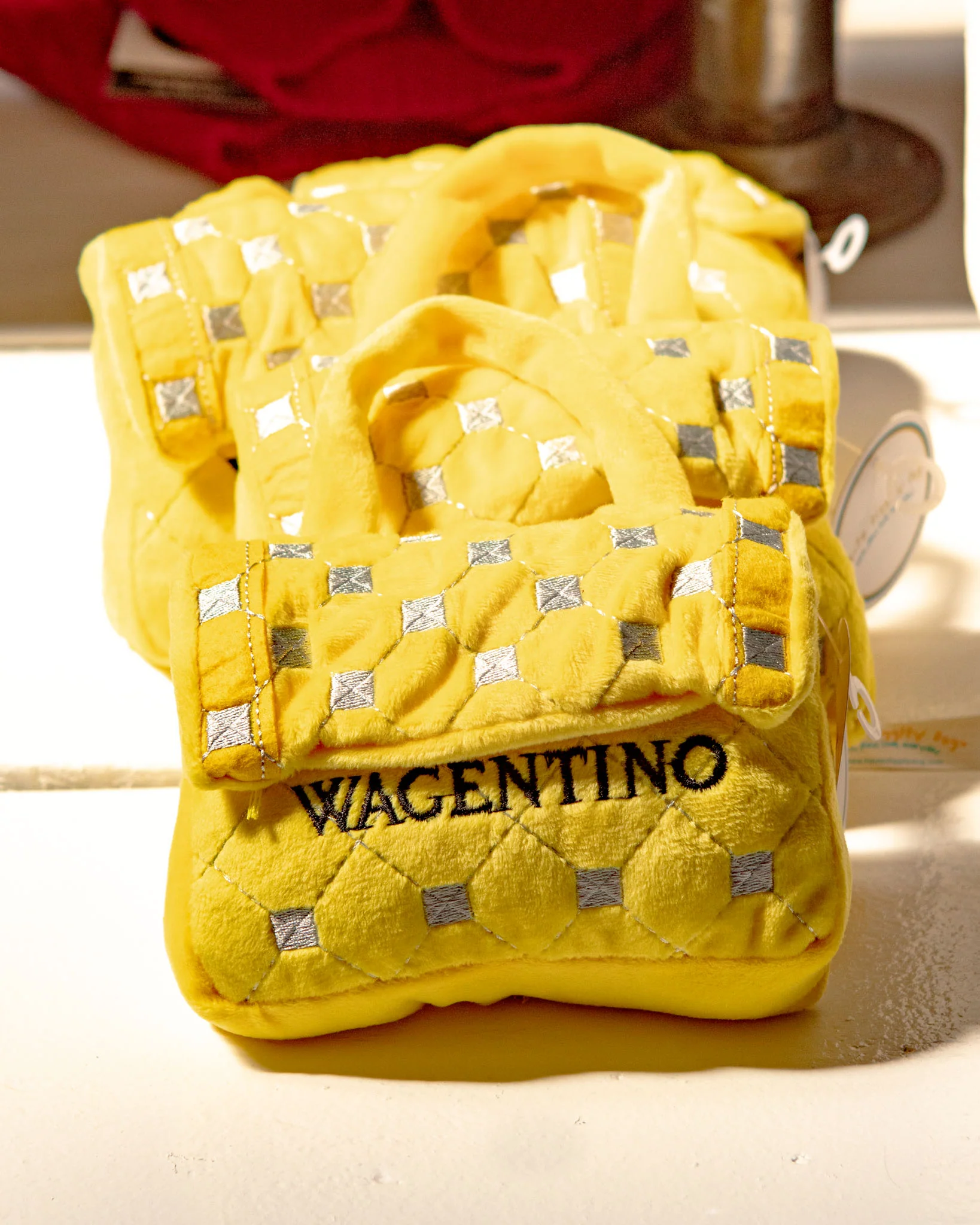 Wagentino Handbag Dog Toy - Image 3