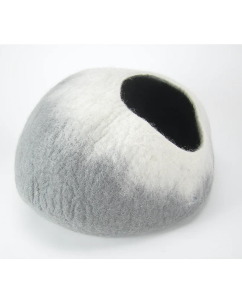 Merino Wool Cat Cave in Grey and Cream - Image 3