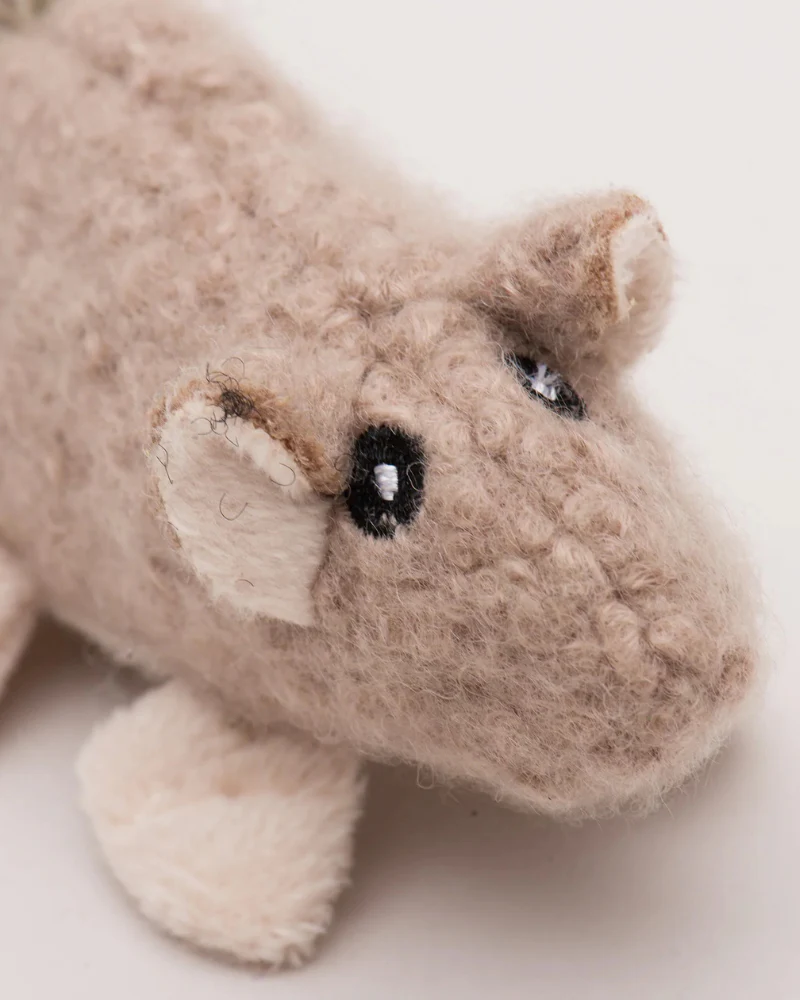 Wee Fellar Squirrelie Cat Toy - Image 4