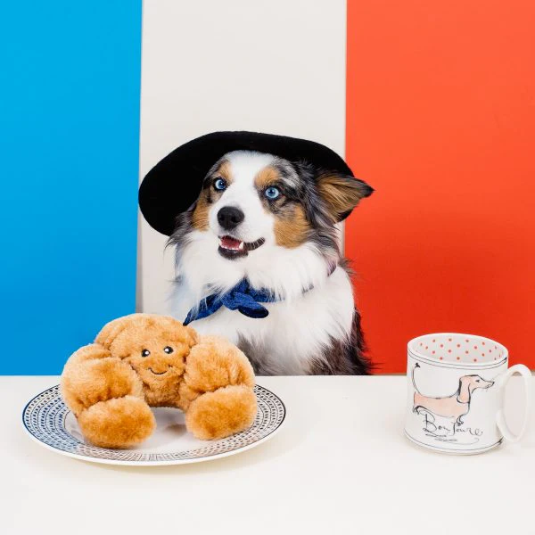 ZIPPY PAWS | Croissant Plush Toy - Image 2